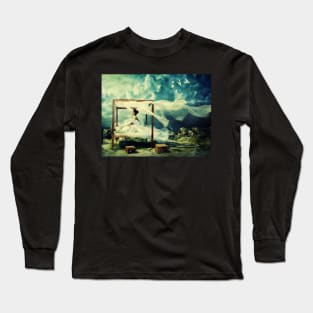 THE DREAM BED Long Sleeve T-Shirt